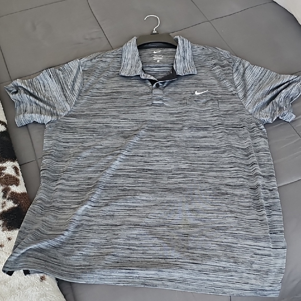 Nike Men's Striped Black and Gray Polo Shirt